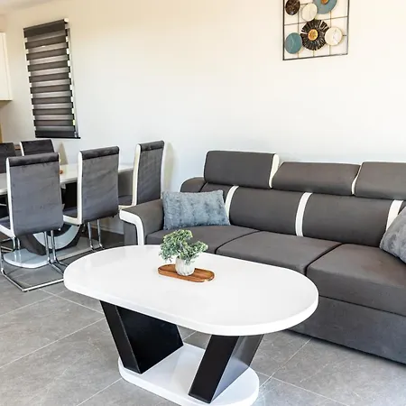 Aria Deluxe Mobile Homes With Terme Catez Tickets Σπίτι διακοπών