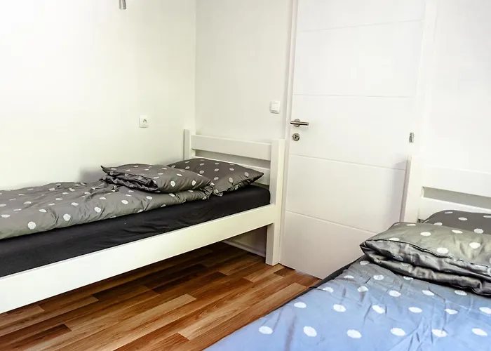 Aria Deluxe Mobile Homes With Terme Catez Tickets * كاتيز أوب سافي