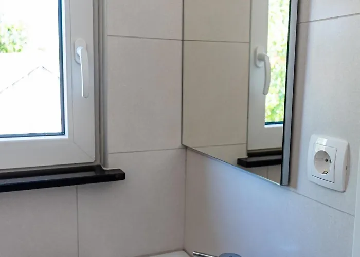 Aria Deluxe Mobile Homes With Terme Catez Tickets بيت للعطل كاتيز أوب سافي