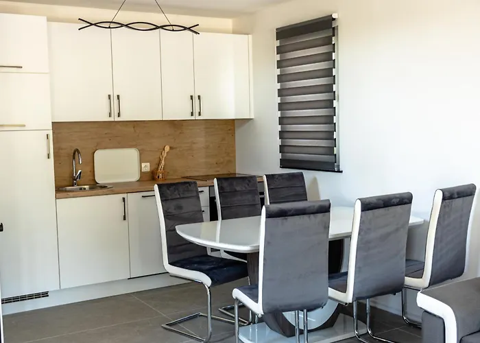 Aria Deluxe Mobile Homes With Terme Catez Tickets * 카테즈 옵 사비