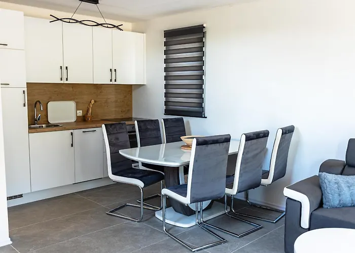 Aria Deluxe Mobile Homes With Terme Catez Tickets 펜션